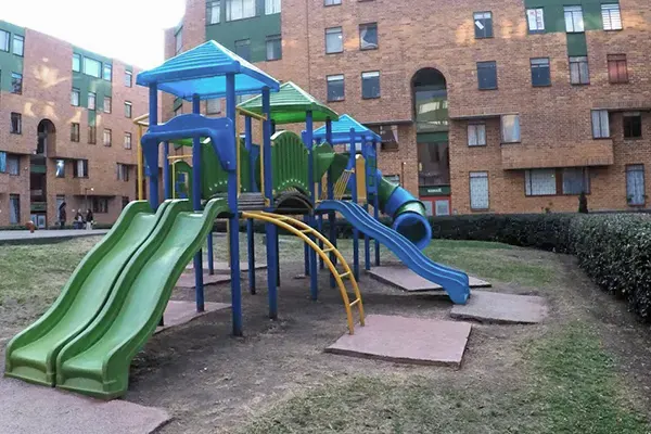 Parque infantil A1, Conjunto Residencial Florencia Comfamiliar Afidro PH copia